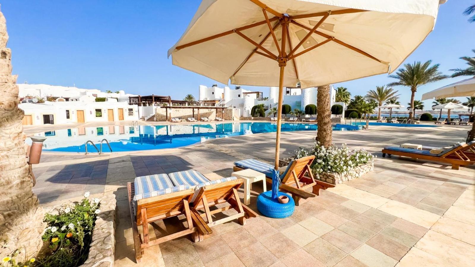 Sharm Club Beach Resort Bagian luar foto